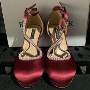 ERIJUNOR Peep Toe Heels Women’s Size 5 Red S-Strap Prom Evening‎ Shoes